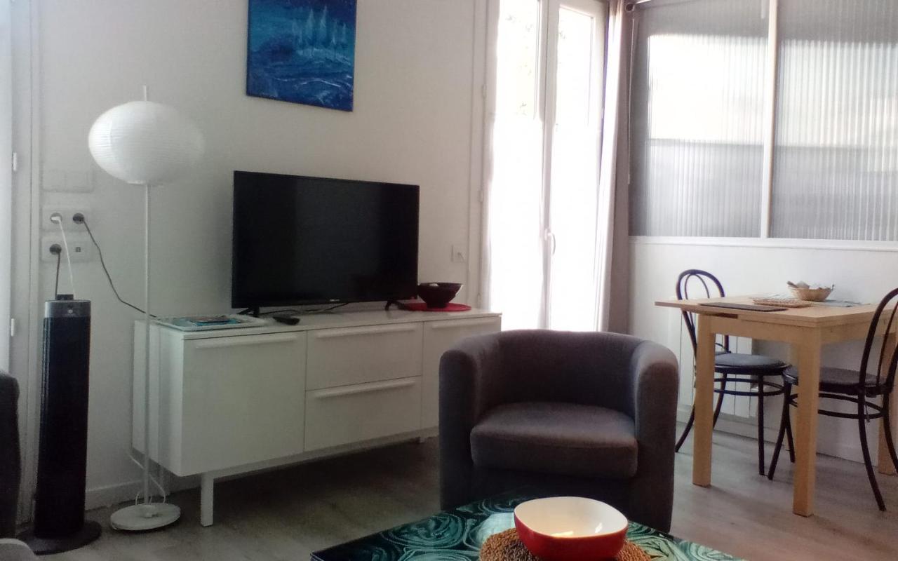 Les Bonbonieres D'Andrea Gavinies Pellegrin Apartment Bordeaux Exterior photo